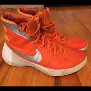 Nike Hyperdunk basketball shoes size 11.5 men’s